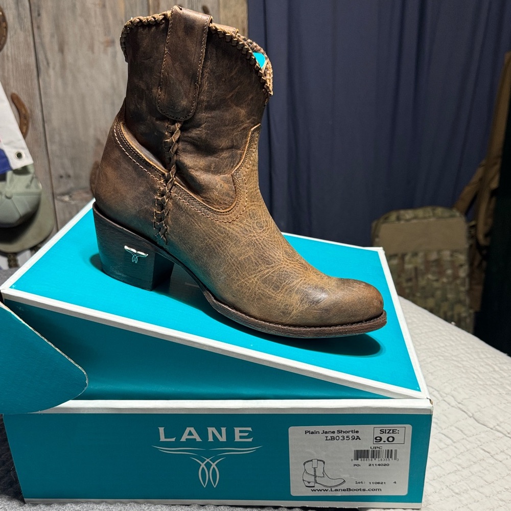 Lane Women's Western Brown Ankle Boots